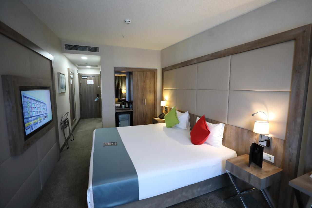 Ibis Styles Istanbul Bomonti Hotel Exterior photo